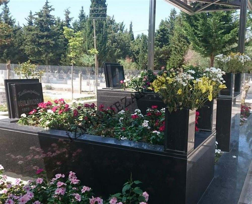 Kemalpaşa Mezarlığı