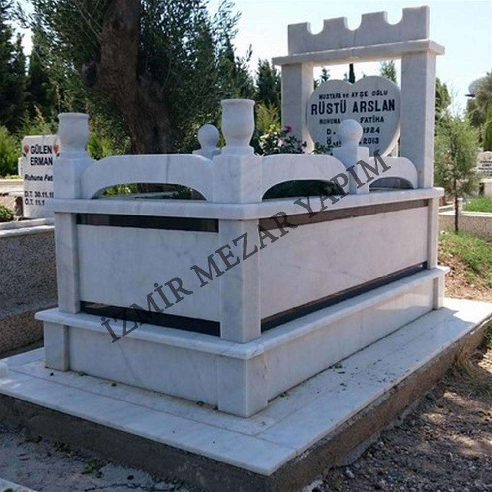 Urla Mezarlığı